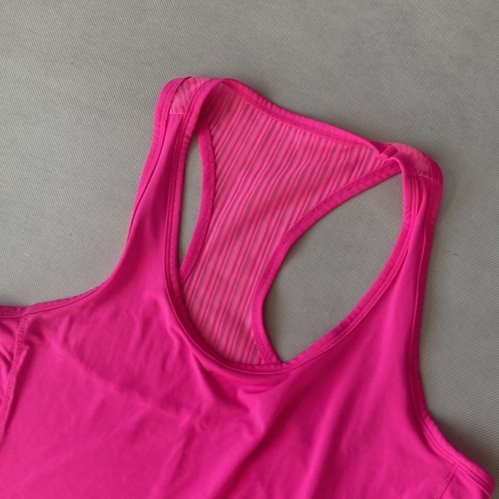 Pink Workout Tank - Picture 2 of 4